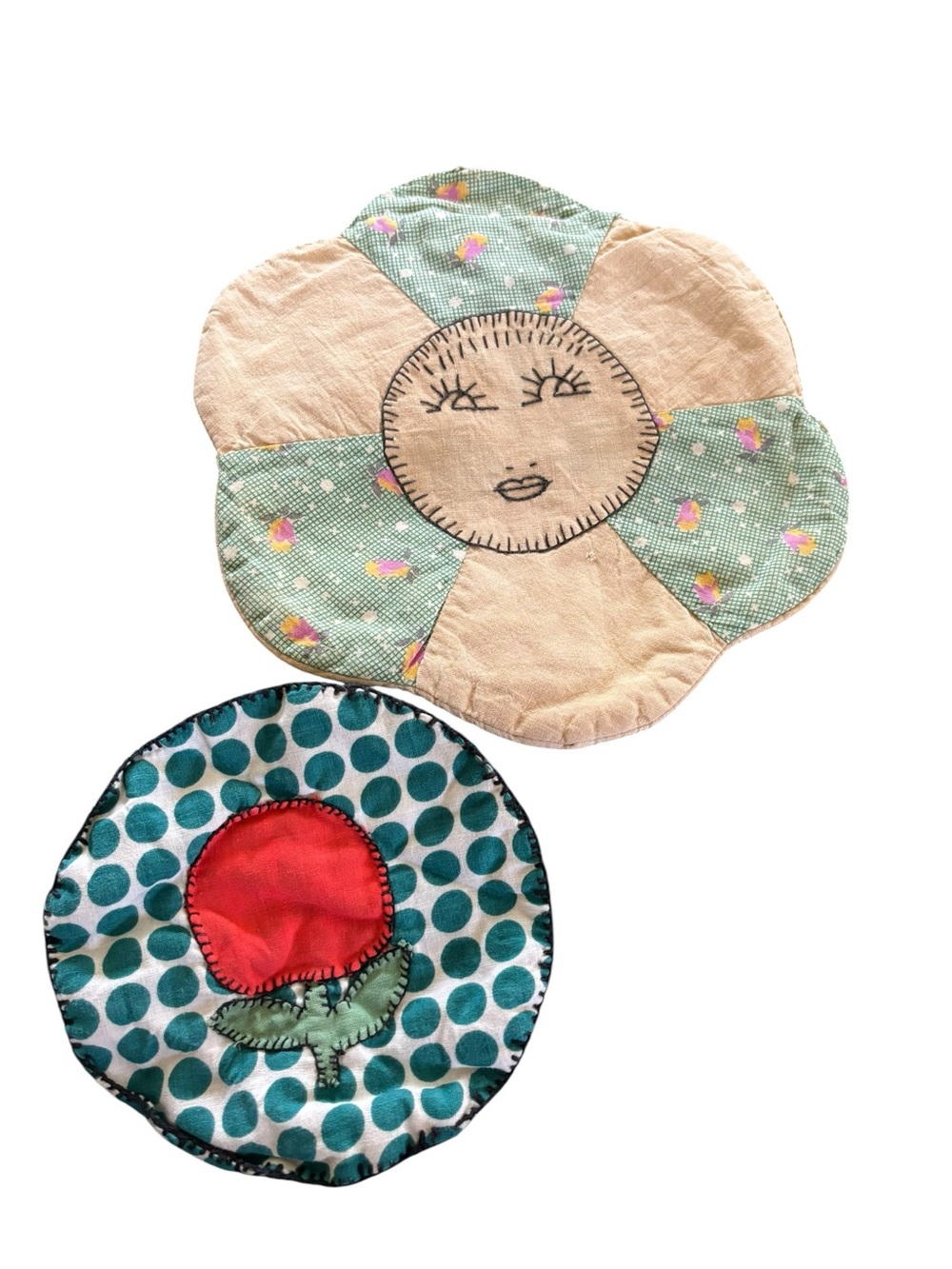 Lot 2 Vintage Potholders  Flower W/Face Polka Dot w/Apple 1950’s Kitchen Decor